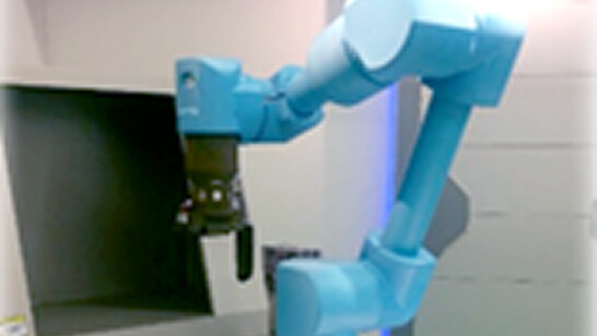 人と協働する協調型産業ロボット